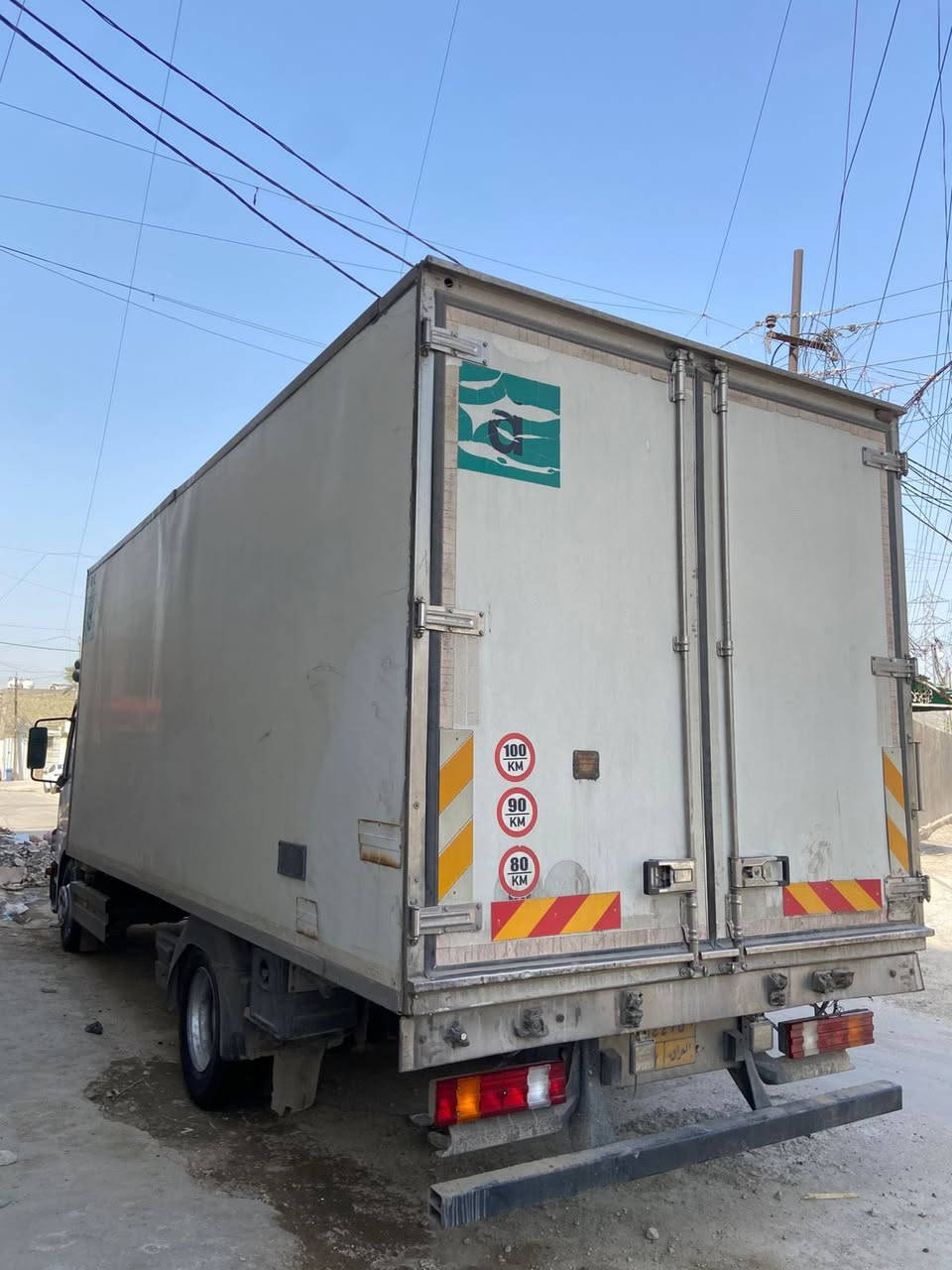 سلام عليكم براد اتيكو للبيع  طول 6 وربع جهاز ثرموكنك ts300 سمك البراد 7 ومغلف سندويج من الداخل سمك 6


**إذا كنت صاحب هذا الإعلان وتريد حذفه لأي سبب، رجاءا أرسل رسالة إلى الدعم الفني**