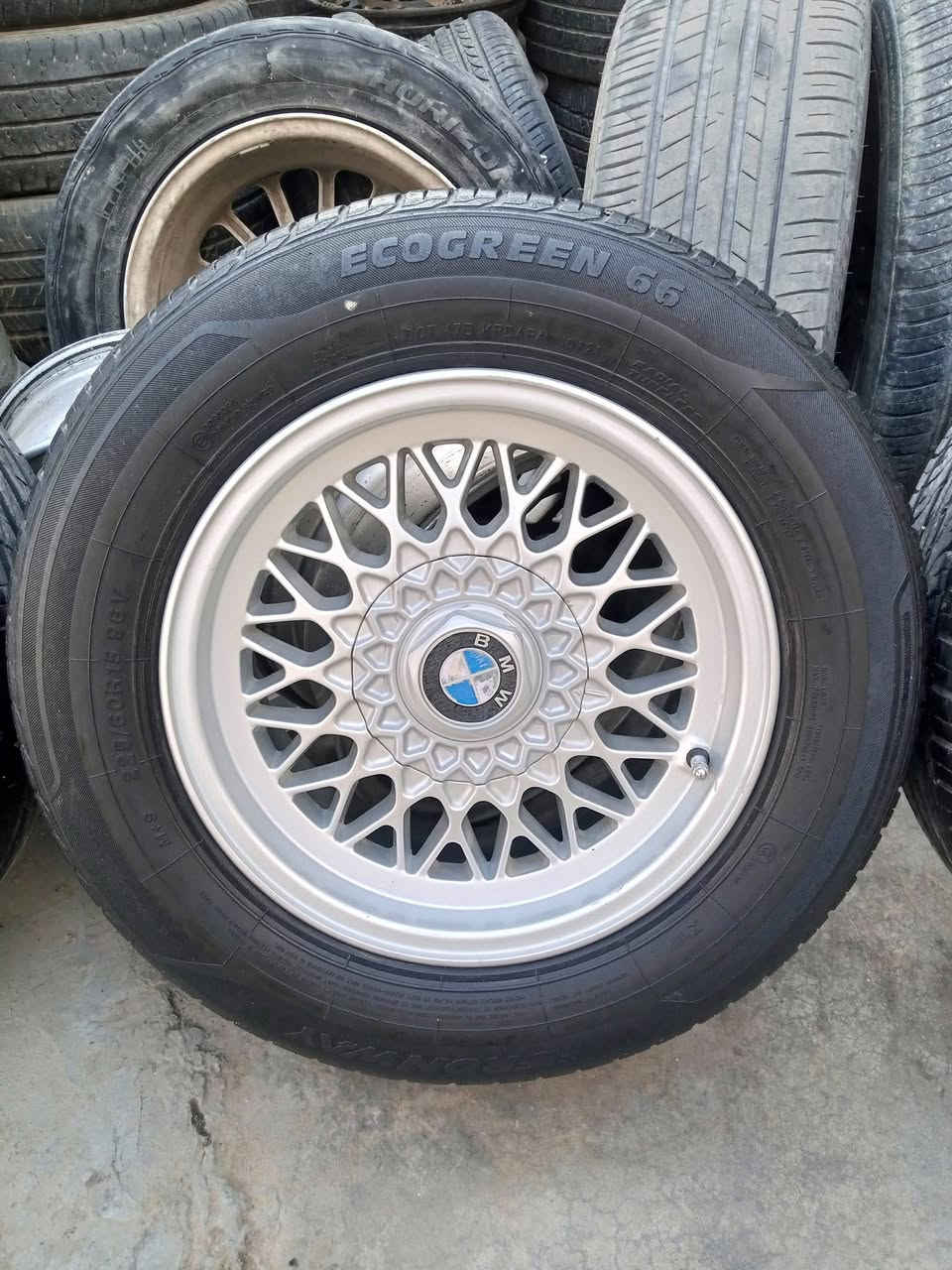 تاقم تایە ویلی حەسیر شتی شاز و دەرجە یەک بئ بۆیاخ
قیاسی 225 60 15 قیاسی بیلاد بۆ گۆرینەوە لە سلێمانیم
بەشەرتی هەموو شتێک گۆرینەوەش لەگەڵ هەموو ویلێ اکم
***********
***********
