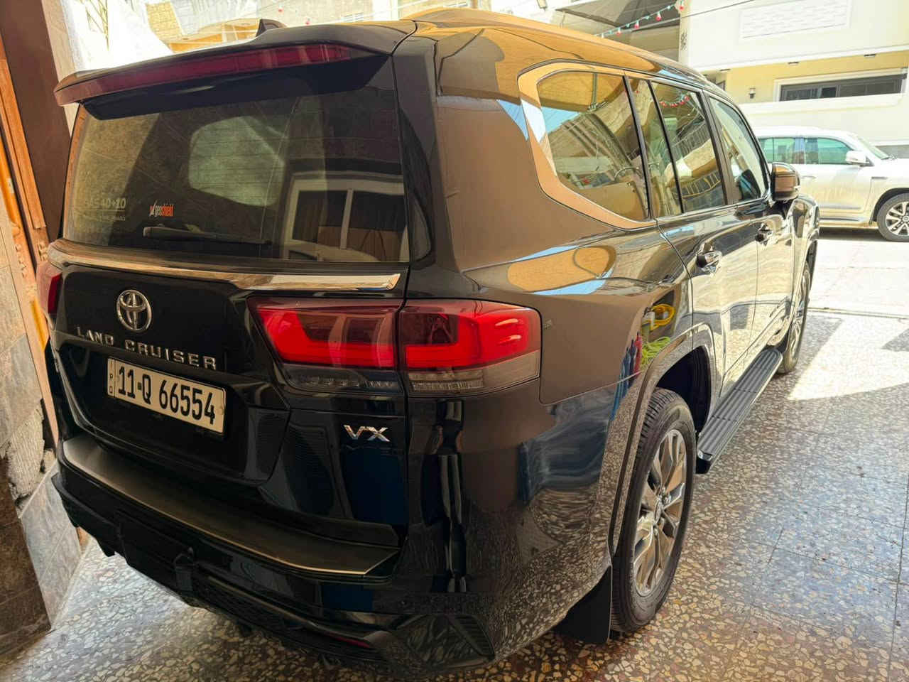 السلام عليكم 🤍

لاندكروز VX لمتد تون تيربو فول موصفات 1/1

2024 وكاله SAS ✅
مغلفة ppf يم جيوشولد 

اعلى موصفات ! 

داخل الضمان ماشيه 24 الف KM مكفوله كفاله عامة

رقم بغداد بسمي تحويل ثاني يوم 

*********** ☎️ بغداد, العراق
