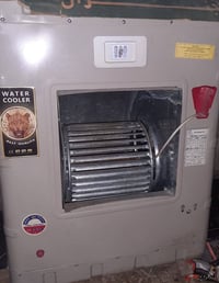 اخوان عندي مبرده  جديد حديد  البيع السعر 130 وبيها مجال وهذا رقم الهات...