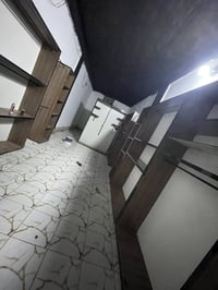 خشب صاج تركي  ديكور محل  ملابس  سعره ٦٥٠ بي مجال باقي التفاصيل التواصل...