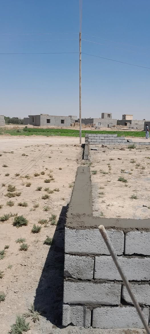للبيع 
قطعه أرض زراعي مسيجه اربع سوف بلوك
 المساحه 570متر
حي الحكيم الثاني خلف مدرسة ائمة الهدى 
***********
