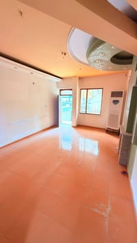 � بيت للإيجار في الكرادة داخل – قرب مجمع الليث 📍 موقع مميز وهادئ وقريب...