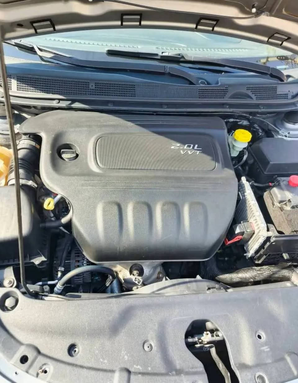 سلام عليكم دوج دارت 2015 السياره حره بسمي رقم وسنويه وهزه جديده سنويه رقم اربيل جديده السياره جاهزه تخم تاير وحدايديه جديد مكينه 2000vvt  السياره مابيه اي تقص بدون ايرباك   (ملاحضه) السياره بيهه جراد مثل ما اموضح بالصوره   المكينه مجفته  جديده....السعر 70 وبيهه مجال  متوادج على الواتساب  ***********
