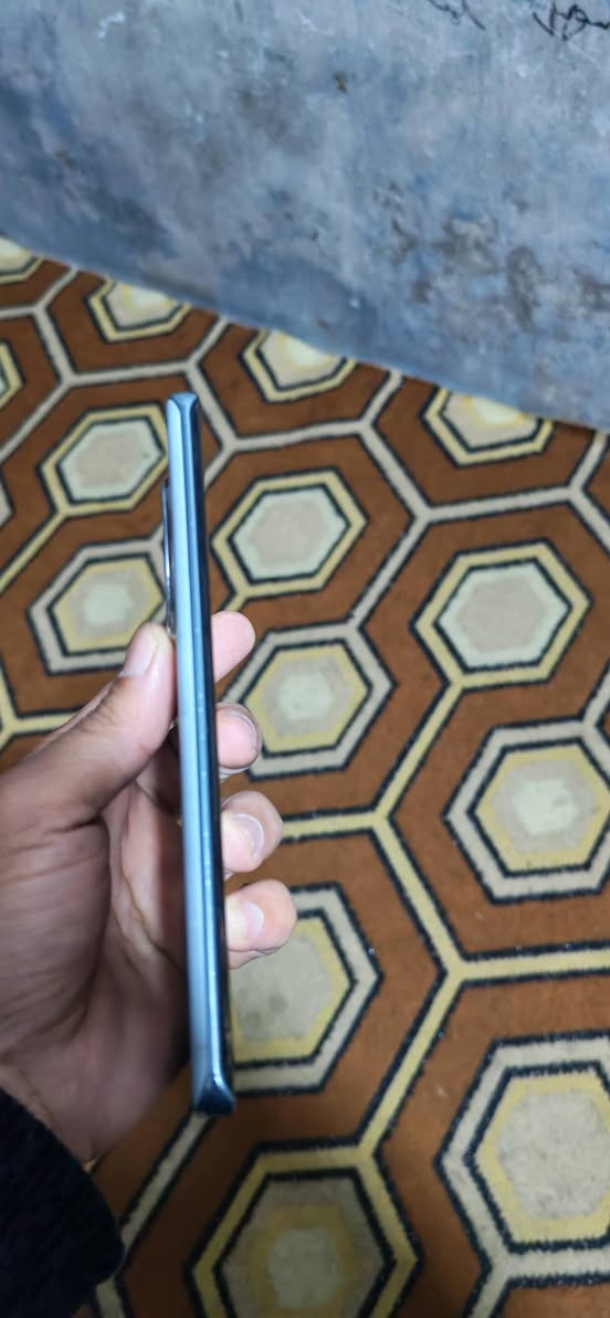 السلام عليكم
هونر X9c ذاكرة 256 الرام 12 جهاز فول نظافة ويا كارتونه وشاحنه مكفول من كلشي فقط فطر بالكلاسه مثل الشعرايه ما مبين جنه شخط موضح بالصور للبيع السعر 250 وبي مجال بسيط  مكاني بغداد حي اور


**إذا كنت صاحب هذا الإعلان وتريد حذفه لأي سبب، رجاءا أرسل رسالة إلى الدعم الفني**