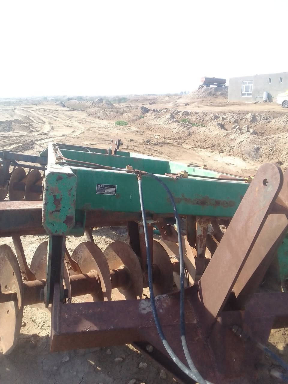 السلام عليكم.
دسك للبيع حجم 24 
صوچ جديد
جاهز للعمل
***********
