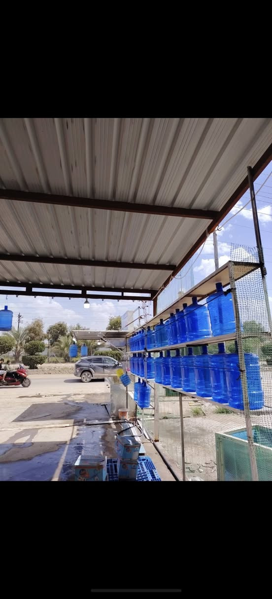 محطه ماء ارو ام الالفين محطه جدييده صار اقل الشهرين من اشتريتهه مبدل منبرين وفلاتر جديده امريكيه جاهزه وشغاله . وياهه تانكيات ابو5000عدد اثنين وتانكيات ابو 2000عدد اثنين اضافه الى روبنات جدد عدد اثنين مع ميز ترس جديد يحتوي علي ثلاث منافذ ترس ومنفذ غسل  يحتوي علي ماطورات جديده منفصل سلستيل غذائي وماطور اساله غذائي جديد مع كل ملحقات التاسيس السعر 8 ملاين وبيها مجال . مكاني بابل المسيب .حي المعلمين ***********
