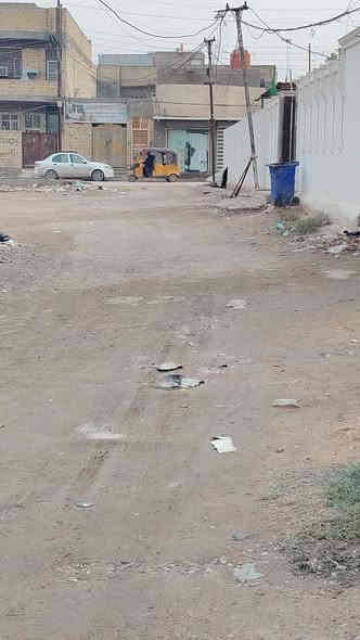 السلام عليكم يبت للبيع مساحه 80متر طابو زراعي

واجهت 8 والنزول 10 يحتوي على 3غرف +الاستقبال يبعد عن التبليط الرئيسي٢٥ متر مكان البيت شارع الجواهري قرب اسواق حسون  البيت طابو زراعي سند ٢٥     السعر ٤٨ 
رقم ***********
