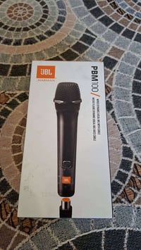 مكسر صوت كامل مع ملحقات جديد ٤٠ الف مايك JBL اصلي ما مستخدم ٤٥ الف توص...