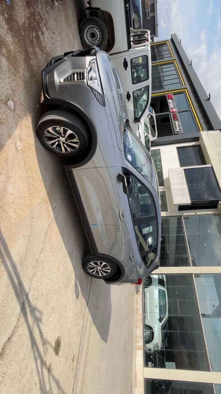 هافال جوليان نص مواصفات صفر كليو متر مرقمه دهوك موديل 2026 ضمان خمس سنوات وعليها تامين شامل من البنك سعر 150 ومجال 
***********
