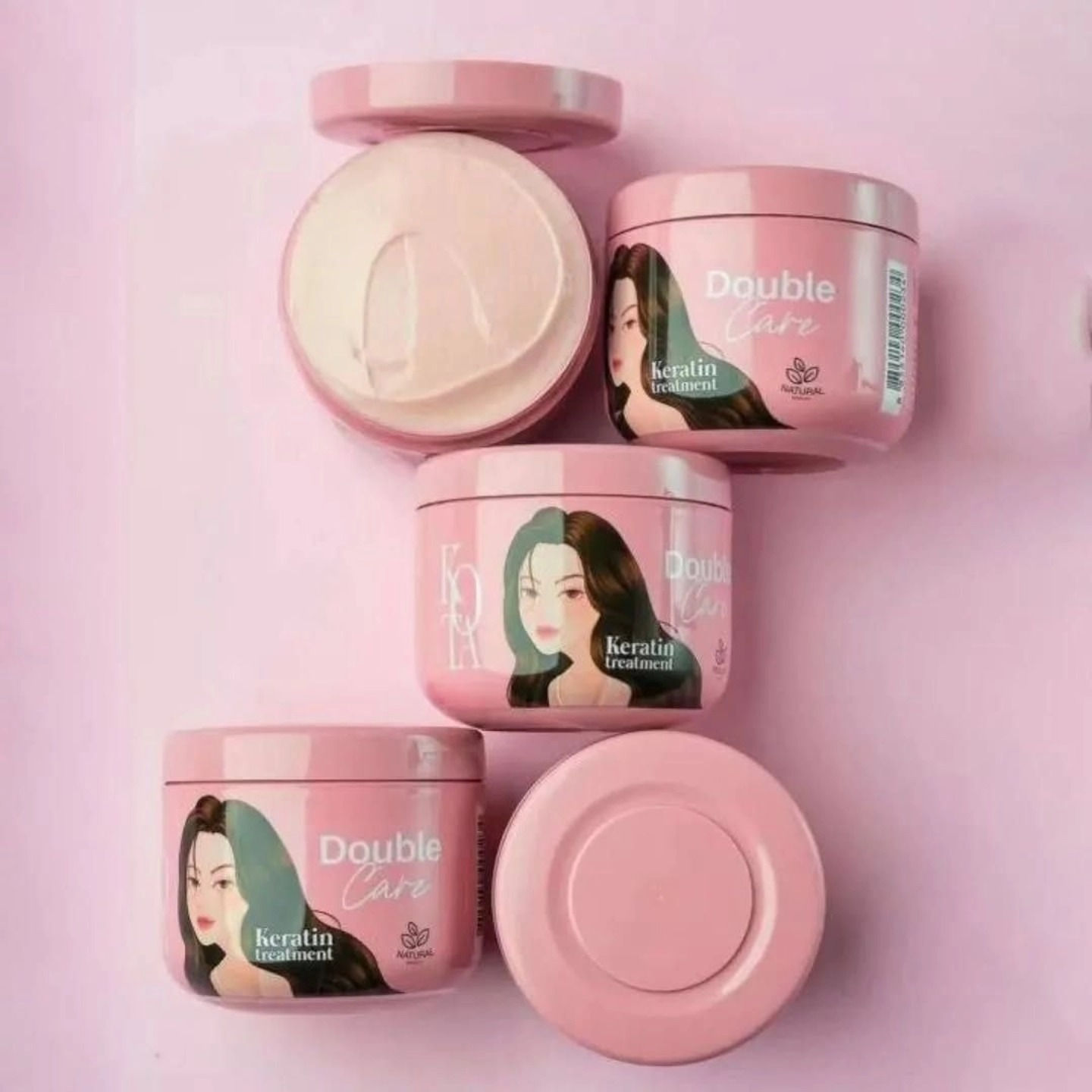 Kota Double Care Keratin Treatment Hair Mask،  
ماسك ومعالج مغذٍّ للشعر بالكيراتين يعمل على ترميم الشعر المجهد والمتضرر من الصبغات، والمواد الكيميائية، وأدوات التصفيف الحرارية و يحتوي على الكيراتين، البيوتين، والببتيدات النحاسية لتقوية بنية الشعر وحمايته من التكسر والتقصف. و يمنح الشعر ملمساً ناعماً، حريرياً، ولامعاً يسهل تصفيفه بعد الاستخدام. مدعم بمركب (Baicapil) ومستخلصات نباتية تساهم في تحفيز نمو الشعر وزيادة كثافته وتقليل التساقط. و يتميز برائحة عطرية جميلة تدوم في الشعر لفترة طويلة

السعر: 20 الف
التوصيل مجاني لجميع محافظات العراق🇮🇶


**إذا كنت صاحب هذا الإعلان وتريد حذفه لأي سبب، رجاءا أرسل رسالة إلى الدعم الفني**