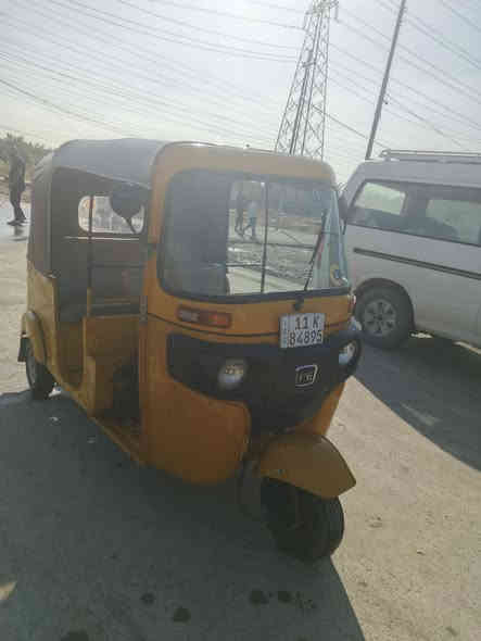 سلام عليكم تكتك 20 مرقم كامل تحويل ثاني يوم سعرر 6ملاين ونص العنوان بغداد شعب سريدات 
*********** غير متواجد على فيس
