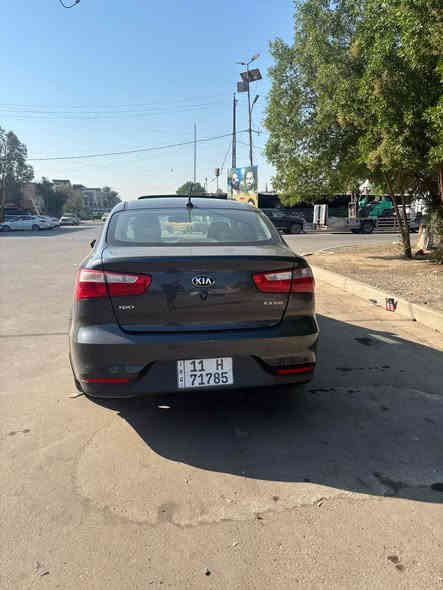 للبيع كيا ريو وارد كندي موديل ٢٠١٧ حادث جاملغ وباب صدر بدون دواخل رقم بغداد بسمي تحويل مباشر تبريد صدر كير مكينه بلادي تخم تاير جديد مكينه ١٦٠٠ جي دي اي فتحه سقف فئه Ex  ارضيه جلد مكانهه بغداد السعرر١٠٥ بيهه مجال بسيط للاتصال *********** بغداد
