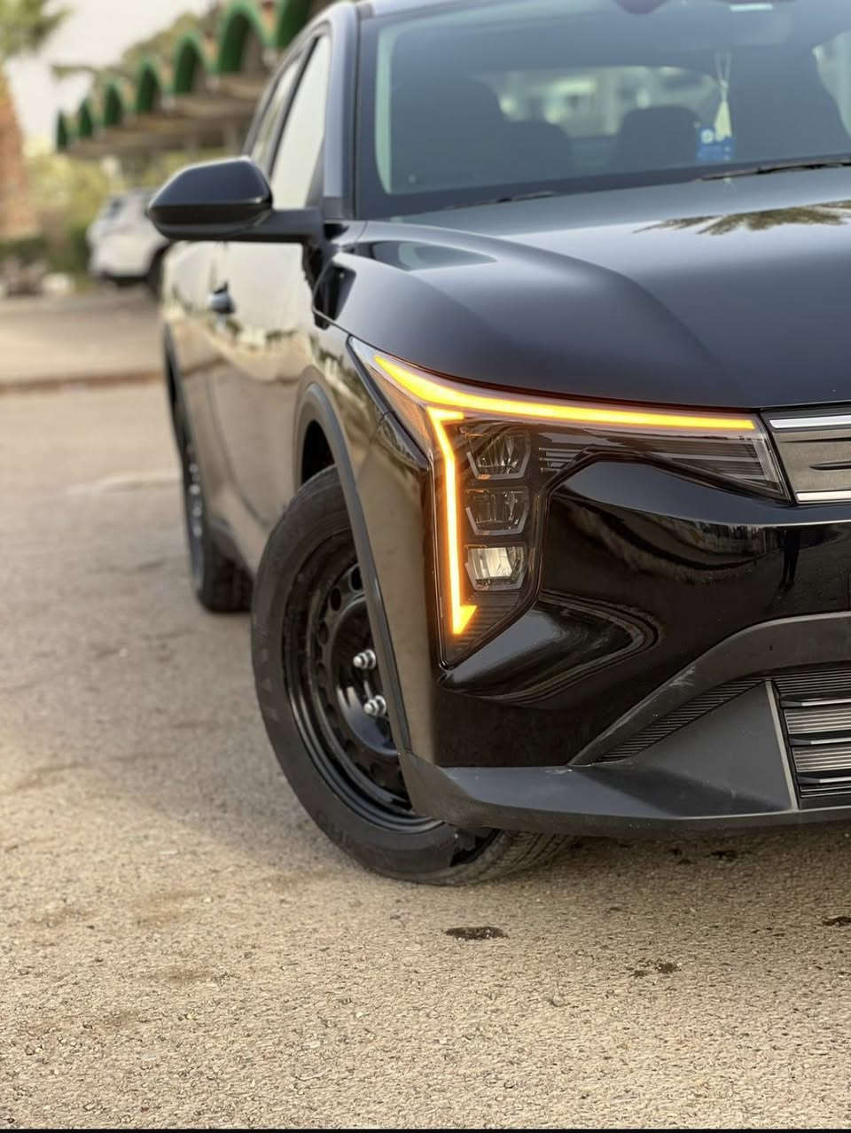 السلام عليكم k4  مكينه 2000 دوش فئتها Lx معروفه مواصفاتها بصمه تشغيل عن بعد رادار وبيها هواي مواصفات ماشيه 12miحادثها ربع الجاملغ الخلفي مصبوغ السياره جاهزه مانقصها اي شي السعر 170
رقمي /***********
