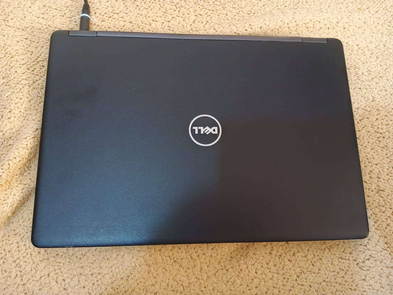 للبيع
انطي سعرك 
***********
