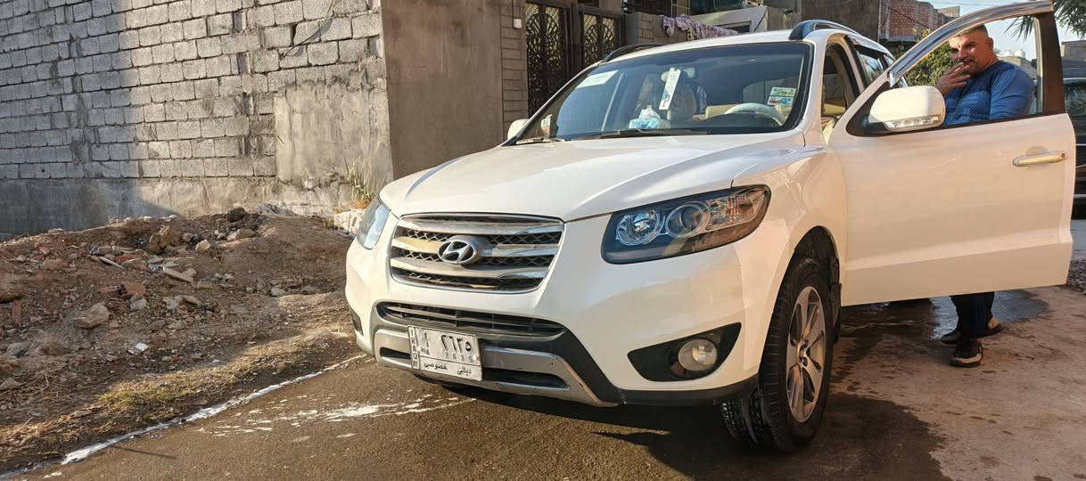 السلام عليكم .... سنتافي خليجي موديل 2012 مواصفاتها معروفه سلايت ويل كب اشاير والباقي معروف  رقم ديالى سنوية وهزة لل ٢٠٢٧  .. محرك دوش ٢٤٠٠ كير تبريد تخم تاير صدر جديد  ارضية وكشنات  جلد السيارة جاهزة للأخير والسونار مرفق . مكانها ديالى بعقوبة التحرير 
السعر ١٣٢ وبي مجال 
(***********) ابو علي
