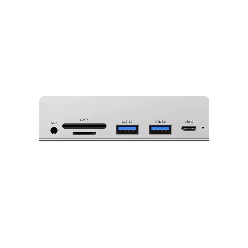 کوردی:
یو ئێس بی هەب مێزی 6 لە 1 (USB 3.0 Hub Clamp) بەستن بە قەراغی مێز و شاشە

چارەسەرێکی ناوازە و ڕێک و پێك بۆ ڕێکخستنی کەیبڵەکانی سەر مێزەکەت! ئەم USB Hubـە بە برغوی تایبەت بە قەراغی مێزەکەت یان ژێر شاشەی کۆمپیوتەرەکەت (iMac یان مۆنیتەر) توند دەبێت بەبێ ئەوەی جێگا بگرێت. خێراییەکی ئێجگار بەرزی هەیە لە گواستنەوەی داتادا.
تایبەتمەندییەکان:
 پۆرتەکان (6 دانە لە یەکدا):
 2 پۆرتی USB 3.0 (خێرایی 5Gbps بۆ فلاش و هارد).
 1 پۆرتی Type-C (بۆ گواستنەوەی داتا).
 شوێنی کارتی میمۆری SD / TF (بۆ میمۆری مۆبایل و کامێرا).
 پۆرتی AUX (بۆ هێدفۆن و بڵندگۆ).
 پۆرتی هێز (Power IN): خاوەني پۆرتی لایەنی Type-C (5V/2A) بۆ پێدانی کارەبای زیادە کاتێک هارد دیسکی گەورەی پێوە پەیوەست دەکەیت.
 ماددە: دروستکراو لە ئەلەمنیۆمی بەهێز و سووک (Silver Aluminum).
 دیزاین: زۆر ئاسان جێگیر دەبێت و مێزەکەت بە تەواوی خاوێن و ڕێک دەهێڵێتەوە.
 ناوەرۆک: ئامێرەکە خۆی لەگەڵ کەیبڵی بەستنەوەی بە کۆمپیوتەرەوە.

العربية (Arabic)
موزع يو اس بي ميكانيكي (USB 3.0 Hub Clamp) 6 في 1 يثبت على حافة الطاولة أو الشاشة

أفضل حل لتنظيم مكتبك وتوسيع منافذ الكمبيوتر! موزع USB ذكي يأتي بمشبك (Clamp) قابل للتعديل ليثبت بإحكام على حافة الطاولة أو أسفل شاشة الكمبيوتر (مثل شاشات iMac أو المونيتور)، مما يوفر مساحة سطح المكتب ويسهل الوصول للمنافذ.
المواصفات والمنافذ:
 6 منافذ في جهاز واحد:
 منفذين USB 3.0 فائقة السرعة بنقل بيانات يصل إلى 5Gbps.
 منفذ Type-C لنقل البيانات الحديثة.
 فتحات قراءة كروت الذاكرة (SD / TF Card Slots).
 منفذ صوت AUX لسماعات الرأس.
 منفذ طاقة إضافي (Power IN): يحتوي على منفذ Type-C جانبي (5V/2A) لتغذية الهاردات الخارجية الكبيرة بالطاقة المستقرة.
 المادة: مصنوع من سبائك الألمنيوم المتينة والمقاومة للخدش باللون الفضي الفخم.
 المحتويات: الهب (HUB) مع كابل التوصيل الأصلي بالكمبيوتر. السليمانية, العراق


**إذا كنت صاحب هذا الإعلان وتريد حذفه لأي سبب، رجاءا أرسل رسالة إلى الدعم الفني**