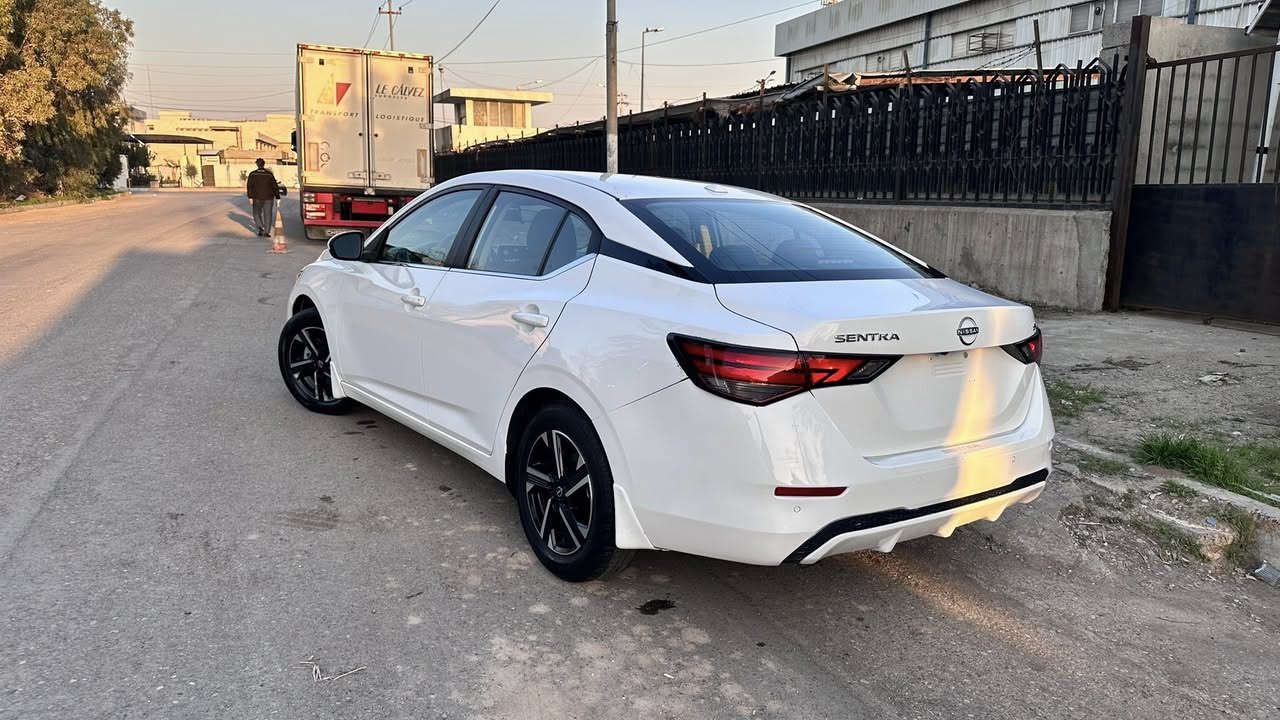 سلام عليكم
نيسان سنترا
موديل2024 
حادض فقط قباغ صندوق شبرتين صبغ
بيدون دواخل +بيدون ارباك 
ماشي 18. الف
مواصفات (SV)
سعر💣🔥
مكان سياره اربيل 
واتساب كورك ***********☎️
