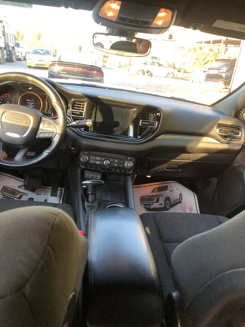 السلام عليكم مرخصت الادمن دورنكو 23 بوليسي 3600 مرقمه وجاهزه بأسمي بدون دواخل السعر 240 وبيه مجال
تفاصيل السياره 
گير 10 نمر تعليك 
بلاجوكتًر بوليسي بيهه ابلاد 
شاشه 
اوتوسترب 
نظام eco
توقف ذاتي 
حاساسات 
كامره خلفيه 
4 قطع تبريد ابلادي شغاله 
اشاير مري + هيتر 
دركه تدفئه 
تحكمات بلدركه
دواخل اسود 
صبغ صار بيه بنيد تبدل RT p جاملغين تصليح صار بيهن رجعن بلاد نصف جاملغ بيغ صبغ للجماليه وتريد ويل كب مالته تريدويل كب بوليسي السياره موجوده بلبلديات 
***********
