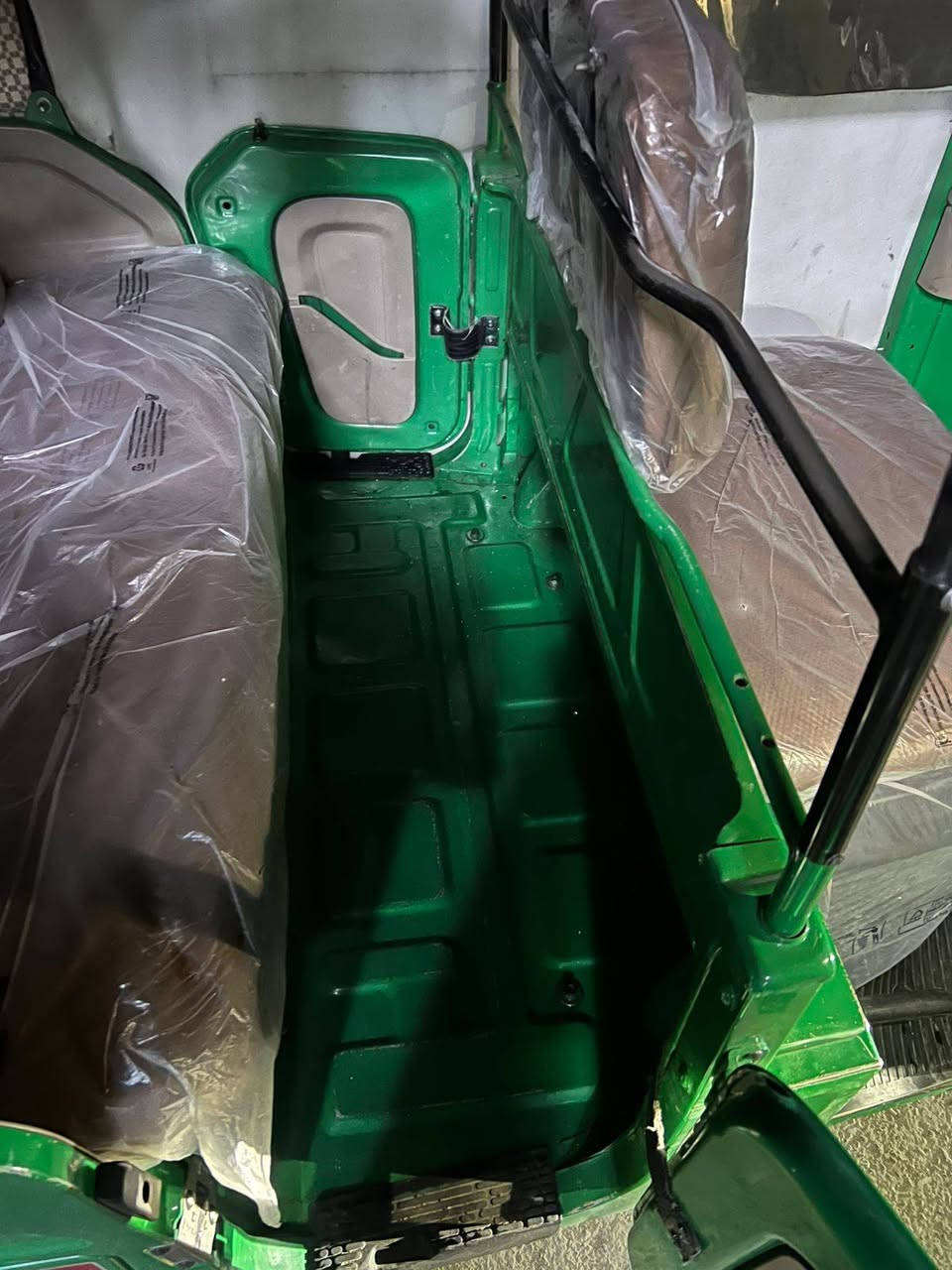 السلام وعليكم تكتك موديل 21كفاله عامه ،***********
