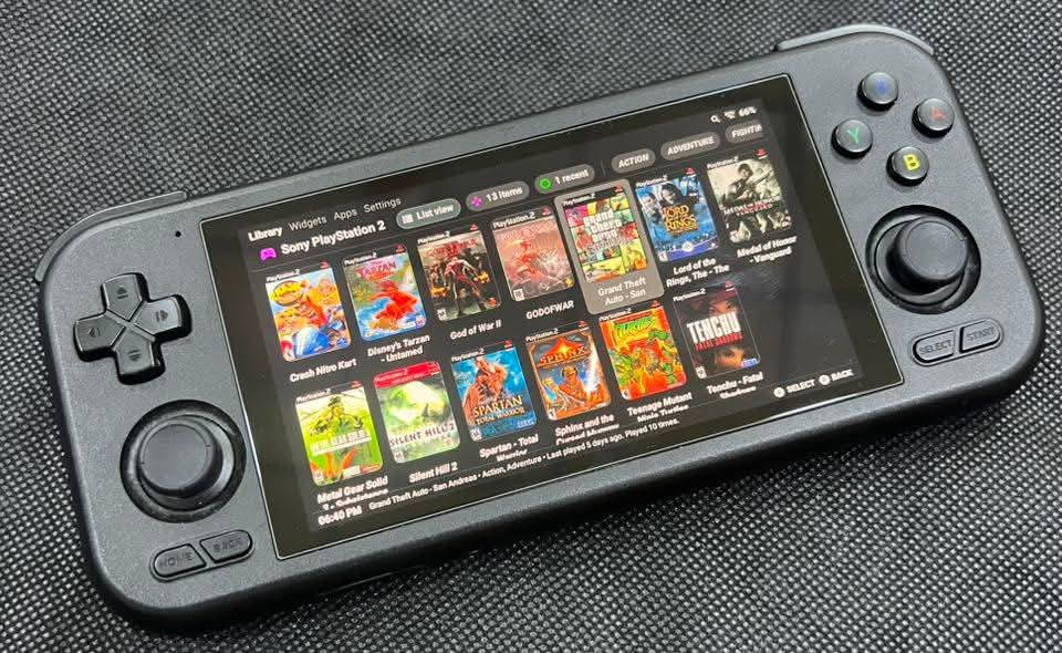 Retroid Pocket 4 pro

من أروع وأفضل الاجهزة اليشغل أقوى محاكيات,

ذاكرة 128 مع رام 128 أصلي سانديسك Switch

أهم محاكيات متوفرة بالجهاز (Nintendo Switch,PlayStation2,PlayStation1.Psp,3ds,ds nintendo,dreamcast,game cuby,game boy color,game boy advance,game boy,sega game cear,sega genesis,Taguar,Lynx,sega master system,super nintendo,nintendo nes,sega saturn,sega cd,pc  engine,Neogeo 
pocket,nintendo 64,virtual Boy)

CPU: 4*A78@2.6GHz 4*A55@2.0 GHz
GPU: G77 MC9@836MHz
RAM: 8GB LPDDR4x
Storage: 128GB UFS 3.1 + TF Card Slot
OS: Android 13

السعر: 180 الف


**إذا كنت صاحب هذا الإعلان وتريد حذفه لأي سبب، رجاءا أرسل رسالة إلى الدعم الفني**