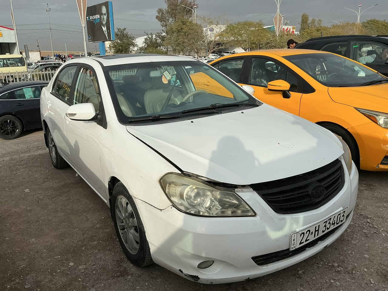 سياره بي وأي دي 2014 سياره كير محرك بل شرط ضرر قطعتين صبغ السعر 55 وبي مجال سياره كلش حلوه الاستفسار او مراسله على واتساب ***********
