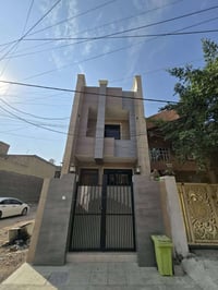 دار للبيع مساحه 100متر ..  بناء حديث درجة أولى  يحتوي صاله مطبخ حمام ع...