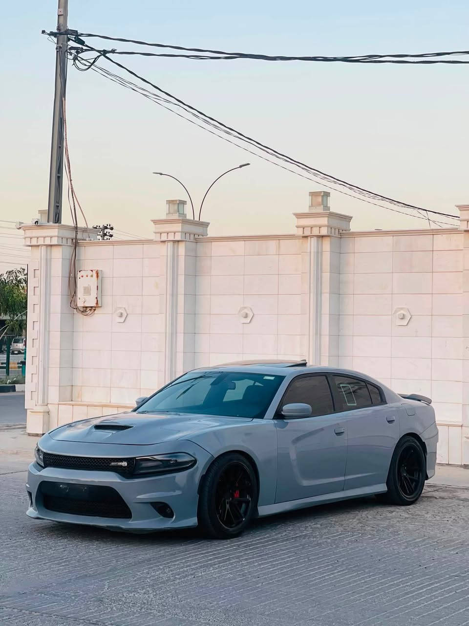 دوج جارجر سكات باك . Scat Pack
Dodge Charger (Scat Pack
الموديل :2021 
المحرك : SRT . V8 . 6.4L .
العداد : (56 ).
اللون :سمنتي سموك 
المواصفات فول (1/1) 
رقم بغداد تحويل نفس اليوم 
السعر 205 بيها مجال للشراي 
(السياره حادثه جاملغ وبنيد وبيها سونار )
العنوان النجف الاشرف قريه الغدير 
للاستفسار :  ***********
