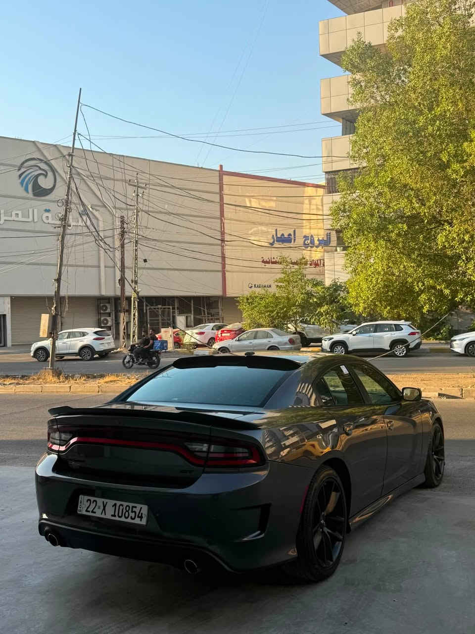 جارجر اورنج ادشن 2022
وكالة هارلم 
خليجية
مغلفة ppf‼️
مواصفات الاورنج معروف الخنك مال جارجر الجيتي 
كل مواصفاتها سكات باك 
السيارة مكفولة كفاله عامه عدا بارد شبر فقط 
مرقم اربيل ب اسمي تريد تحويل او وكالة 
السياره ماشيه 53 كيلو 
كير محرك صدر كفالة جدد
والسعر ارخص جارجر اورنج بلعراق شرط ‼️
اتصل وتدلل 
*********** 
مكان سياره كرادة ساحه كهرمانه
