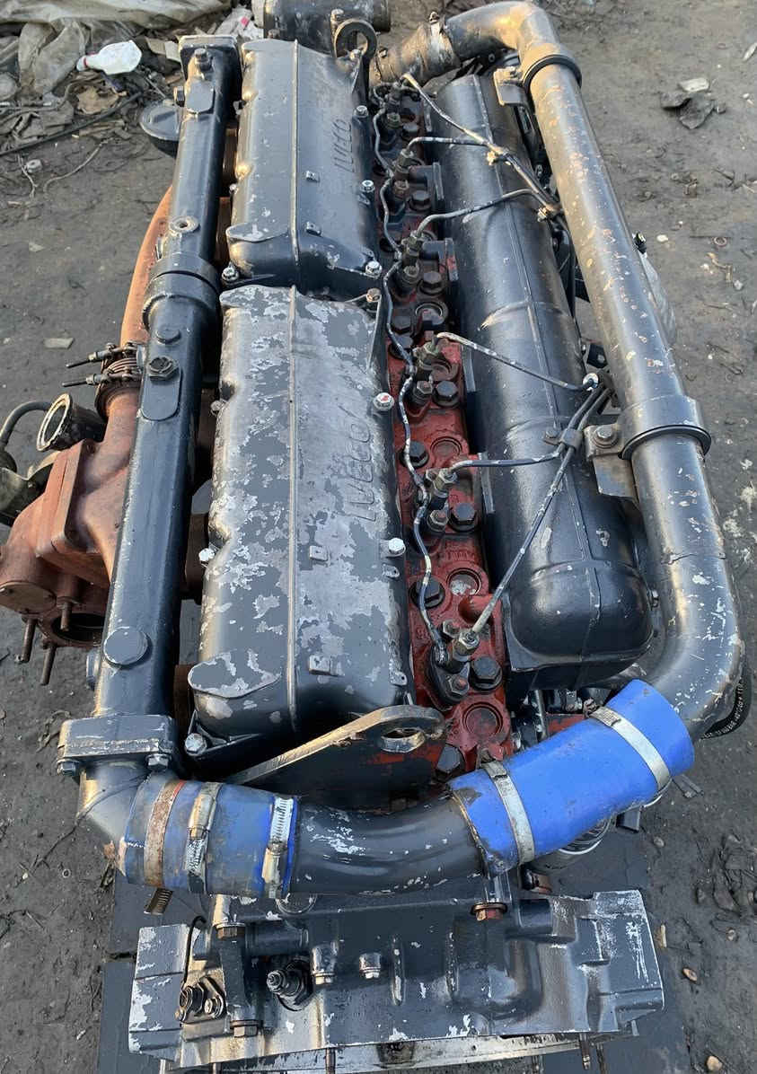 مكينه افيكو حجم 137 سوبر جانبي ستندر  بيها بخار سعر 25 وبيها مجال من مكان محموديه الهاتف ***********----***********
