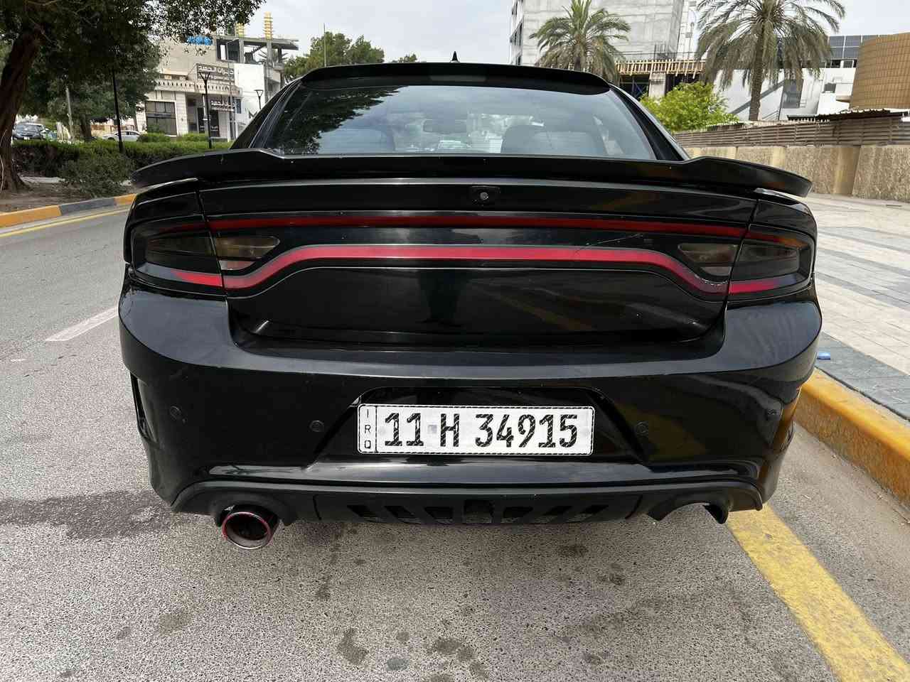 جارجر موديل 2017 اصل وارد امريكي صبغ حزام من عدا الابواب جهة الصدر والقبغ جنطه حادثهه جاملغين وبنيد وجاملغ خلفي ايرباك استيرن ودشبول سته سلندر تو ويل مواصفات sxt شاشة جبيرة كاربلي  كامرة كشن السايق كهرباء محدثه كت جيتي ويل حجم 20 سقف روز رويز تشغيل عن بعد  كير مكينة بحالة جيدة جدا تبريد شغال رقم بغداد الدولي السعر 158 ورقة وبيهه مجال مكانهه بغداد السيارة مسويلهه سونار 
***********
