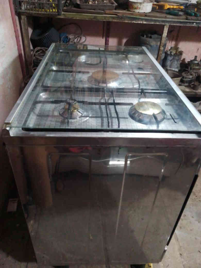 للبيع طباخ فريش ستيل مصري خمس عيون فرن اعلا واسفل %%نظيف جداا جداا
السعر300.000الف دينار  ضمان5سنوات
  النجف الاشرف مناذره حي المطاط خلف السايلز الورشة المنزلية ***********
علي العوادي ....تحياتي النجف
