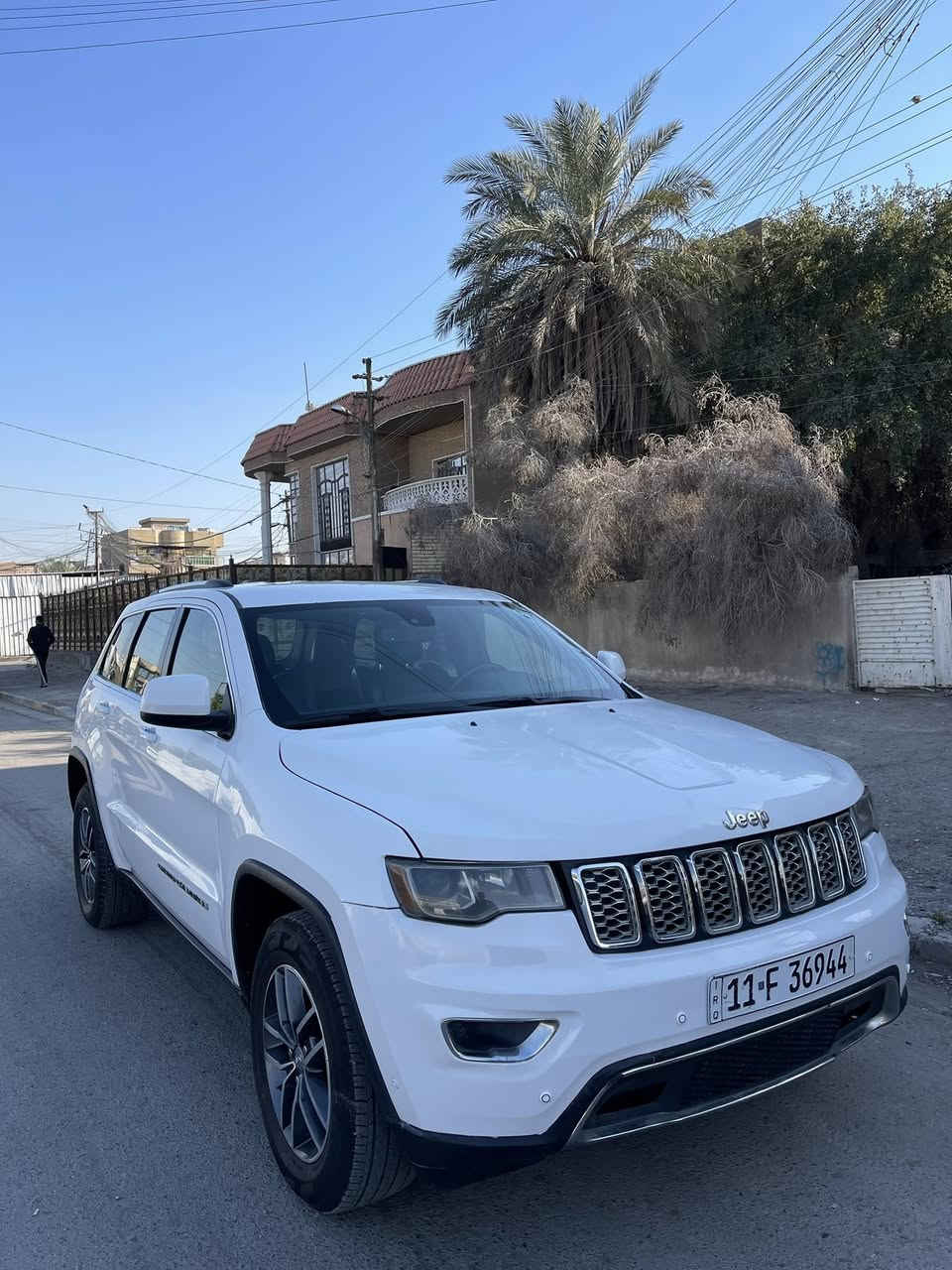 السلام عليكم للبيع جيب لاريدو لمتدد 2018 ماشية 55
حادث جاملغ بارد فقط وبنيد نفسه مصبوغ بدون دواخل مكفولة حادث موضح بالصوره دعامية فقط
رقم بغداد الدولي / بسمي تحويل 
- مكينة 3,600 / 6 سلندر
- صندوق كهرباء 
- كشنات جلد  
- كشنات تحكم كهرباء 
- كشنات تدفئه + تبريد
-شاشة جبيره
- كاميرا خلفية دوارة
- بصمة تشغيل / بصمة ابواب
- حساسات خلفية امامي
- حساسات جانبيه نقطه عمياء 
توقف عنده الرجوع بك
اطفاء ذاتي 
- ويل حجم 18 تخم تاير جديد 
لسياره جديده وجاهزه مابيه اي نقص مكاني بغداد شارع فلسطين سعر 198 وبيهه مجال للشراي ***********
