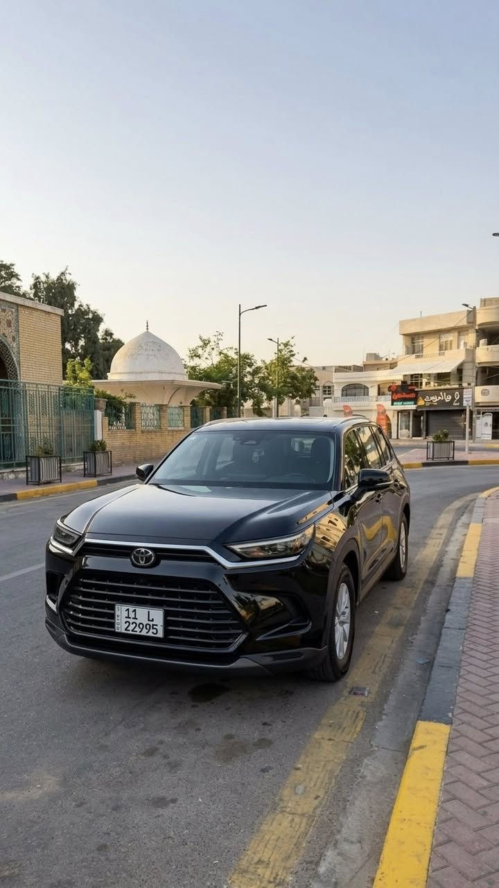تيوتا كراند هايلندر  2024  هايبرد

مواصفات xle 

ماشيه 100 الف بس من امريكا  السياره دخول جديد الى العراق 

 7 راكب 

رقم بغداد 

مواصفات 

شاشه كبيره

كامره 

بصمه  

الاربع بيبان بصمه 

دخول ذكي 

رادار امامي 

رادار خلفي 

وادار جانبي 

نقطه عمياء 

جلد 

تدفئه كراسي 

كراسي كهربائيه اماميه تحكم  

ثلاث قطع تبريد 

منفذ شحن ٦ مكانات 

شحن 
‎صندوق كهرباء 

وضعيات قياده ايكو سبورت نورمال نزول منحدرات  

‎الارضيه مغلفه كله 

مغلف شامون اصلي

بردات خلفيه 

السياره جديده ونظيفه  

السعر 30500  وبيه مجال

حادث بسيط جدا بدون تبديل اي قطعه

رقم 
***********
