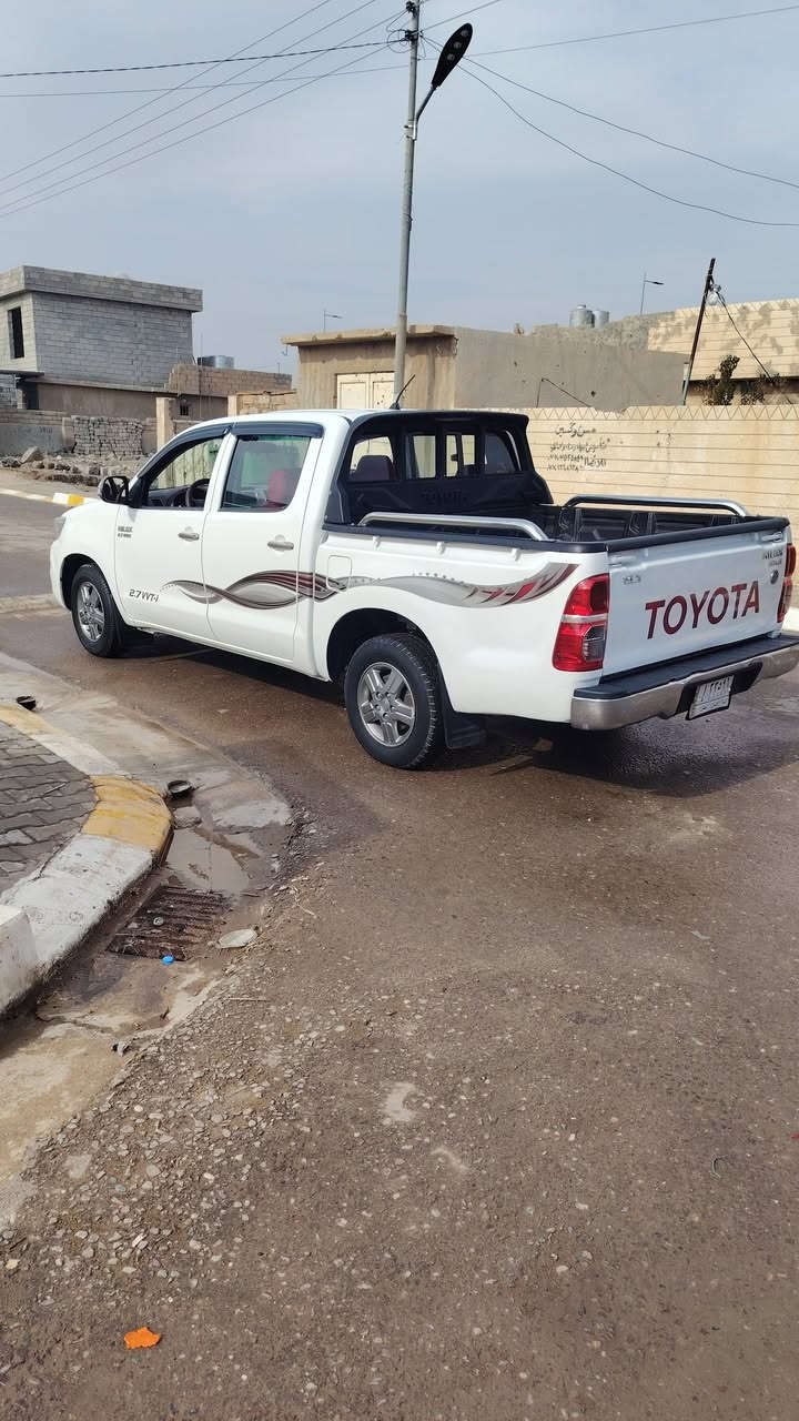 بكم ٢٠١٣ كويتي ساير مذهب رقم صلاح الدين مشروع وطني كير وتوماتيك محرك ما مفتوح سياره تخم تاير و صدر جديد شاصي ١٩ دوشمه مال موصل سياره مكفولة من صبغ بيها بارد بل جاملغ الخلفي بصيط سياره مال بيت واحله من صور سعر ٢١٨ وبيها مجال مكان سياره بيجي *********** ***********
