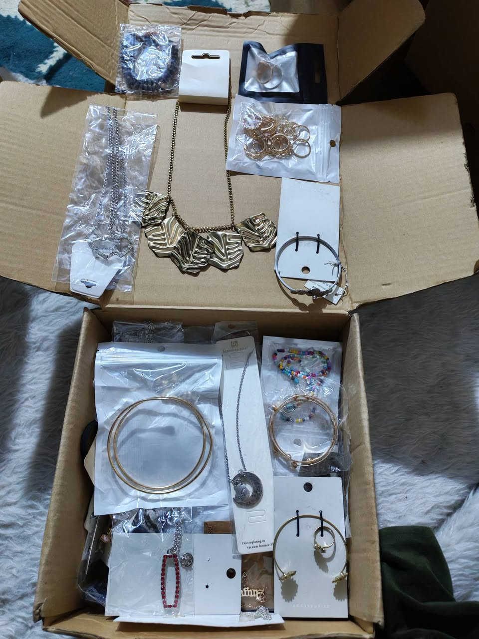 كراتين كيلوات اكسسوارات مشكل شي واوربي مكس سعرالكيلو ٢٥ الف مع التوصيل


**إذا كنت صاحب هذا الإعلان وتريد حذفه لأي سبب، رجاءا أرسل رسالة إلى الدعم الفني**