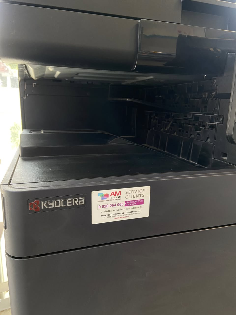 طابعه كيو سيرا 3252 للبيع 
نقص بيه بس سلندر واحد لازم يتبدل 
حبر جديد بيه بعده ممستخدم  
سعره ٤٠٠ الف 
مكاني بغداد الجديدة ***********
