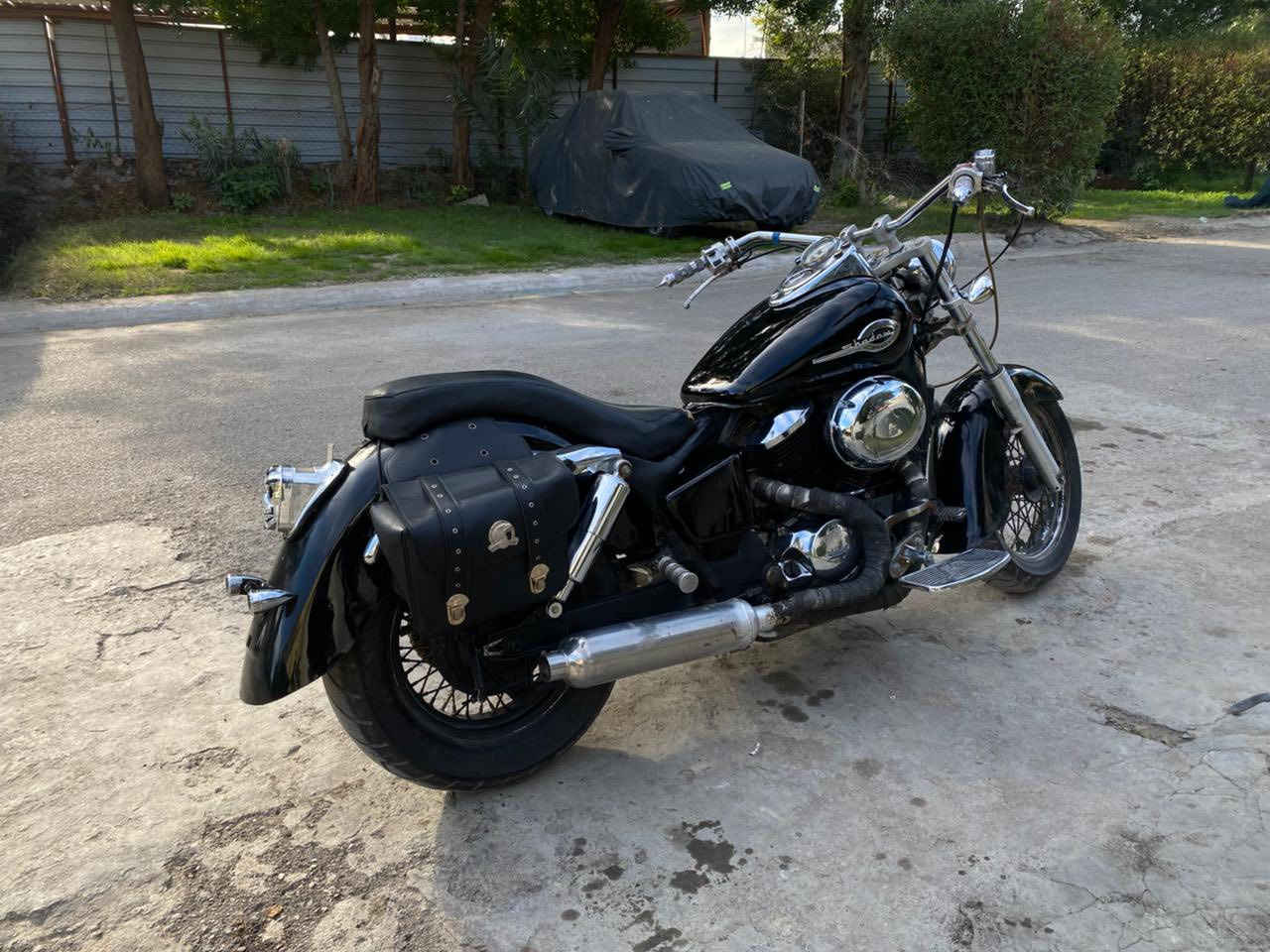 السلام عليكم
 هوندا شادو
مكينة 400cc
موديل 1997
المكينة مكفولة
ادامه زنجيل جديد
وتنظيف كابريترات
وتبديل بلكات
وتنظيم كهربائيات 
صبغ عام 
قبل شهر

14$ وبيها مجال للطيبين


**إذا كنت صاحب هذا الإعلان وتريد حذفه لأي سبب، رجاءا أرسل رسالة إلى الدعم الفني**