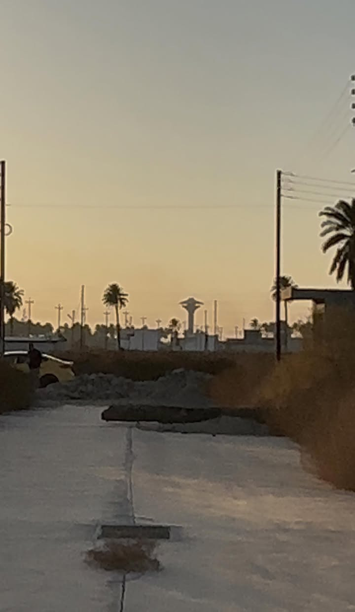 السلام عليكم قطعةللبيع حي السلام مقابيل جزيرة بغداد السياحية ملك صرف سند 25
مساحة 100 متر واجها 6 وشويه نزال 18 

خدمات كاملة ماء+كهرباء+تصريف مياة الامطار+انارة+ تبليط وارصفة سعرها جداً مناسب 

للاستفسار

***********

***********

مكتب ايفا للوساطة العقارية
