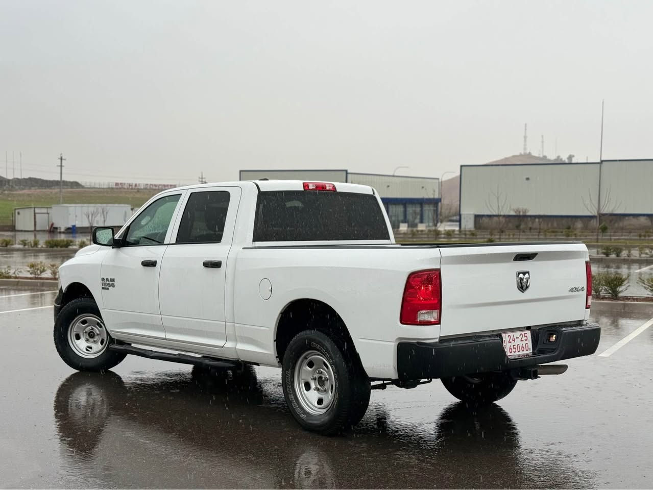 شاصي طويل و ضرر خفيف سعر بلاش😍🔥 
Dodge Ram 2023
دودج رام ٢٠٢٣
مواصفات Classic 1500 (4x4)

مكينة ٨سلندر حجم ٥.٧لتر تنفس طبيعي
ماشية 58,000 ميل و بحالة ممتازة 

ضرر السيارة جاملغ و باب بجم كبس لا دواخل ولا ايرباك كلش حلوة و نظيفة السيارة و بل خير عل ياخذها

رقم شاصي مع الصور
رقم كاتي دهوك السيارة تترقم شمالي
مكفولة من كير و محرك و كهربائيات

و ب سعر(219$) ورقة و بيها مجال للطيبين

مكان السيارة

دهوك -معرض ارشف R-Shev
رقم51 من معارض التيرمينال 

***********
*********** دهوك, العراق
