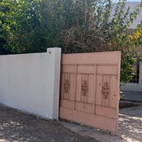 بيت للبيع • بيت حي الصمد • منزل 400 متر • بيت غرفتين • بيت على شارعين ...