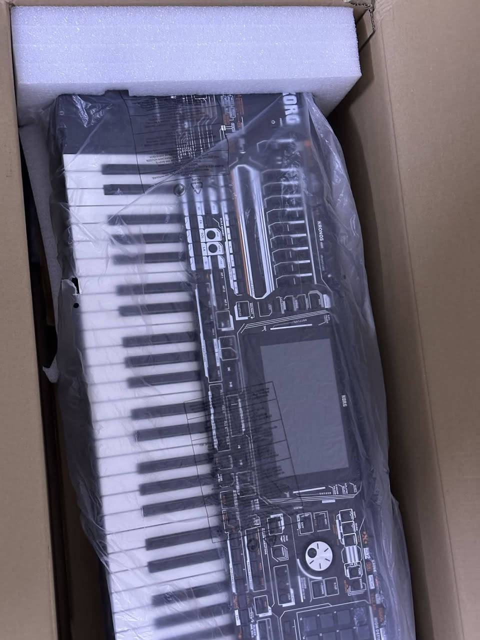 فايف امجي للبيع
عنواني موصل 
السعر قفل ٤٠ ورقة
***********
