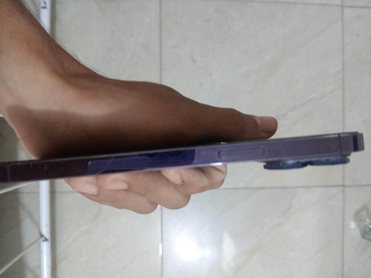 ايفون 14برو ماكس شريحه اكترونيه
ذاكره 256 
بطاريه 82
الجهاز نضيف99‎%‎
الجهاز بلادي ومكفول كفاله عامه 
سعره 750 قفل 
***********
