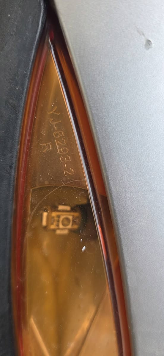 السلام عليكم حبايب كفرات ماكس عدلة ابلاد ختم واحد او اشاير او بكلايت مال اربعة ابلاد  او اكجات رياضي ايشي تريدة منة ابيعك تفاصيل اتصل ***********
