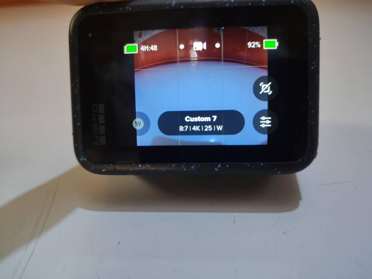 كامره گوبرو 12 للبيع النضافه 98 بل ميه شغال مابي اي مشكله ويا 4 بطاريات وشاحن ثلاثي ورام 256 گيگه السعر  375 الف وتوصيل مجاني الرقم ***********
