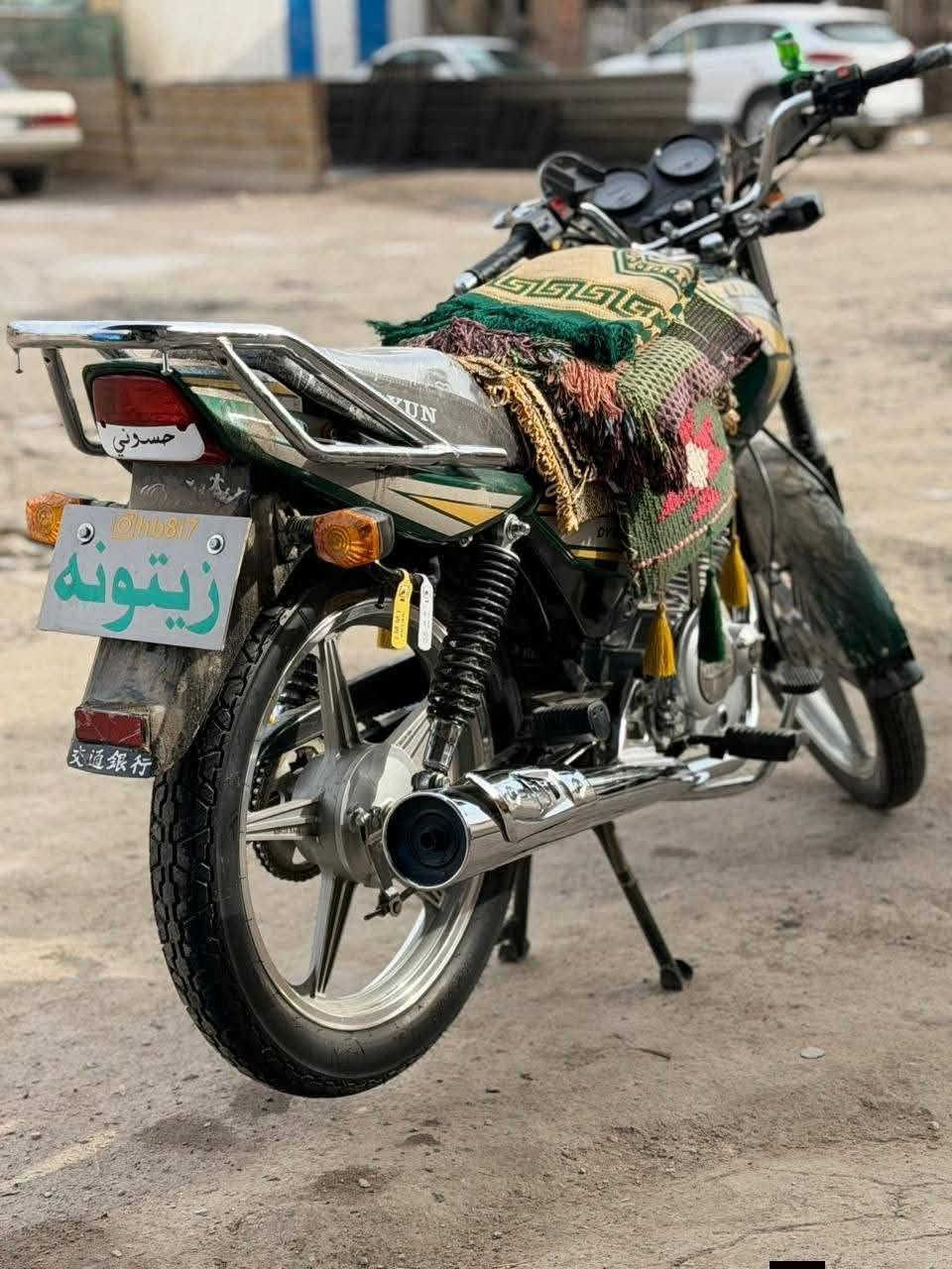 السلام عليكم شباب للبيع
دايون عضم موديل 23  لون

 زيتوني 💚

بل اوراق برتقالي 🧡

دراجه مكفوله وحلوه مال جناي لاايت  جمجمه بك لايت رماش دبل اشاره شغال 
دراجه عوزها بس سايق 

*********** 
خابرني وتدلل
