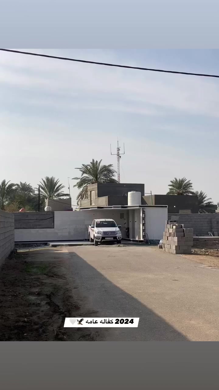 السلام عليكم ورحمة الله وبركاته 
2024 مكفوله كفاله عامه ماشيه 90 الف سياره جديده كلش 
باب اول رقم اربيل تريد تحويل تريد وكاله 
اتصل ***********
العنوان واسط الزبيديه 
بيع او مراوس
