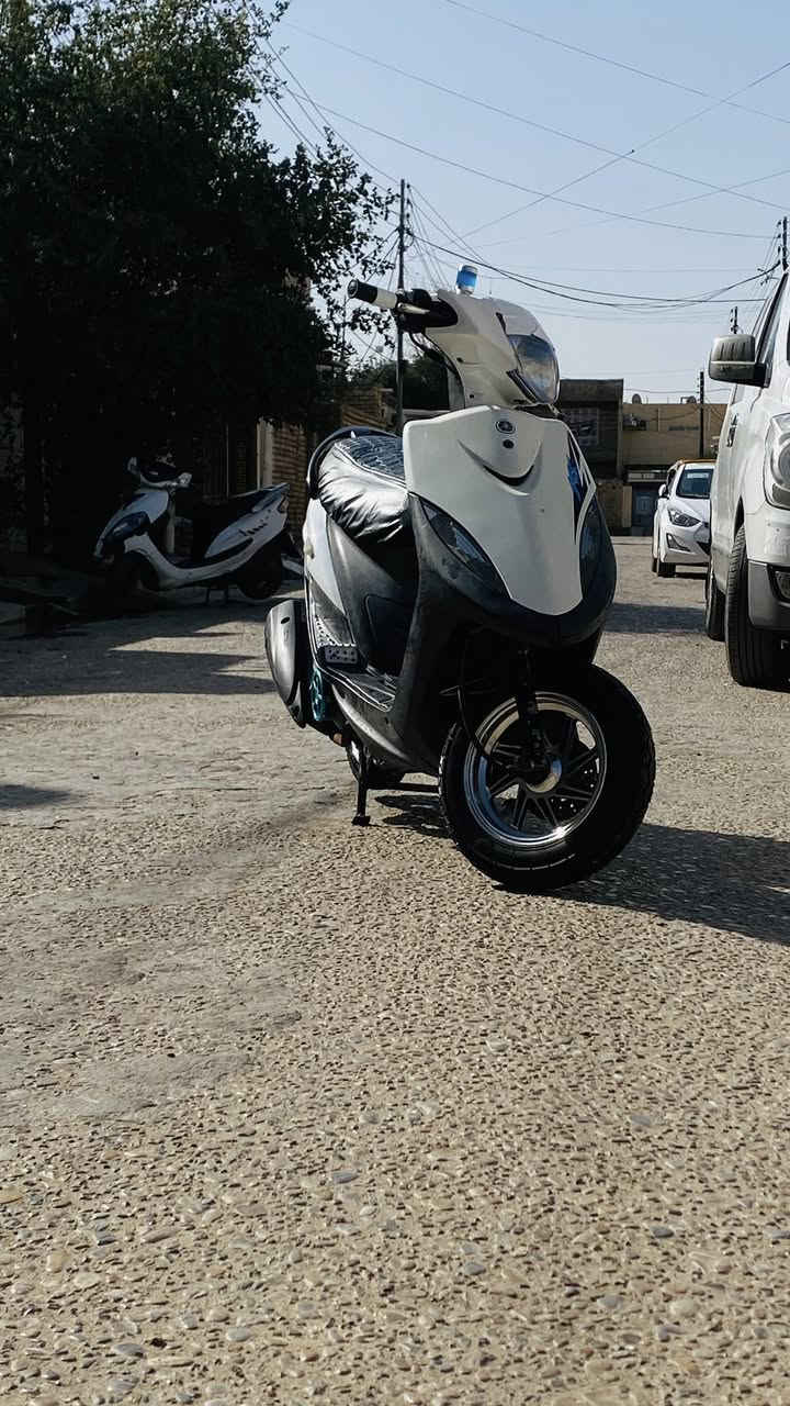 ماكس عدله للبيع كلشي بيها بلادي ماعده الكفرات ول وياله ول شيال لدراجه مال رمبه ماصلها هواي من طالعه بوشه 49 بلاد برغي ما مفتوح بيها مطلعيها من معرض المصطفى رايدها ب 1200 وبيها مجال للشراي ينتصل او يراسل خاص الرقم   مكاني المجر الكبير ***********
