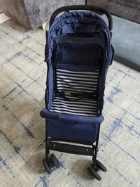 أغراض للبيع عربانة 20 الف  كرسي طعام 25  سرير مع دوشك 100 الف قفل  موت...