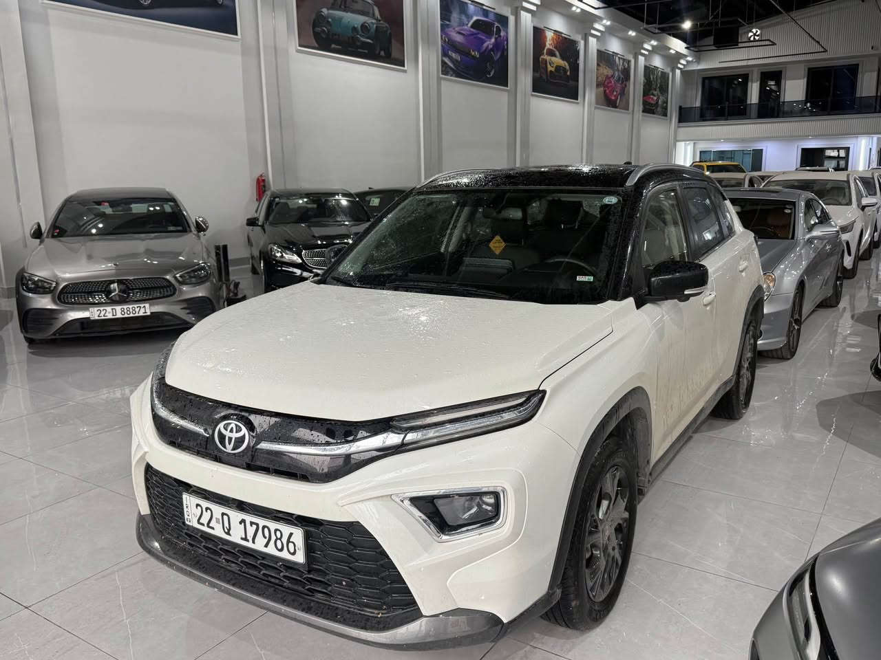 تويتا اوربان سقف اسود بانوراما فول  شركة ساس خليجى ضمان سنتين موديل ٢٠٢٥ مواصفات بصمة شاشة ٥ كاميرات 
داتاشو داخل جلد دشبول لذ 
ماشية ١٠ رقم جاهز بسمى ***********_*********** أربيل, العراق
